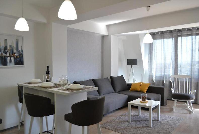 Serenity Apartments 斯科普里 外观 照片